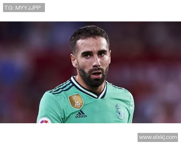 德国足球后卫历史排名榜揭秘 强势防线球员的顶级对决