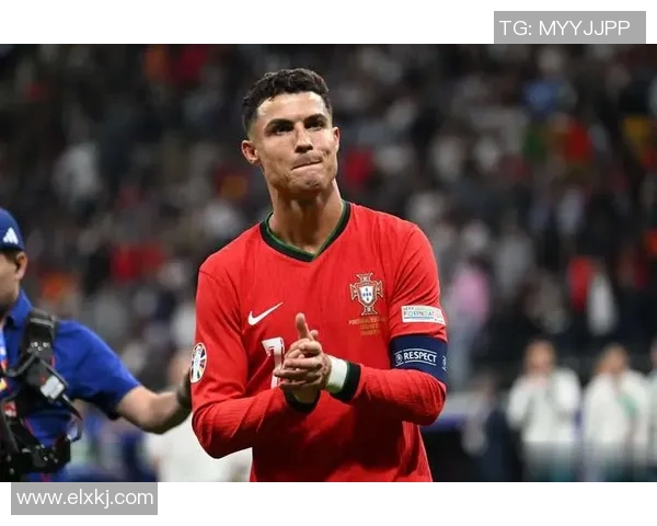 C罗是否是足球史上最伟大的球星探讨与分析